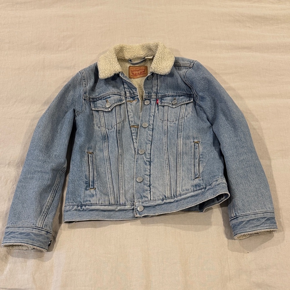 Levi's Light Blue Denim Jacket with Cream Sherpa Collar